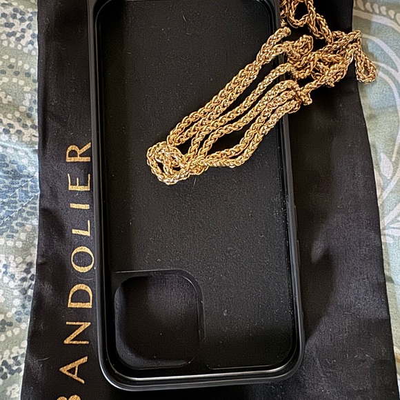 Bandolier SHEILA
Crossbody Phone Case in Creme/Gold IPhone 12ProMax - Picture 5 of 5